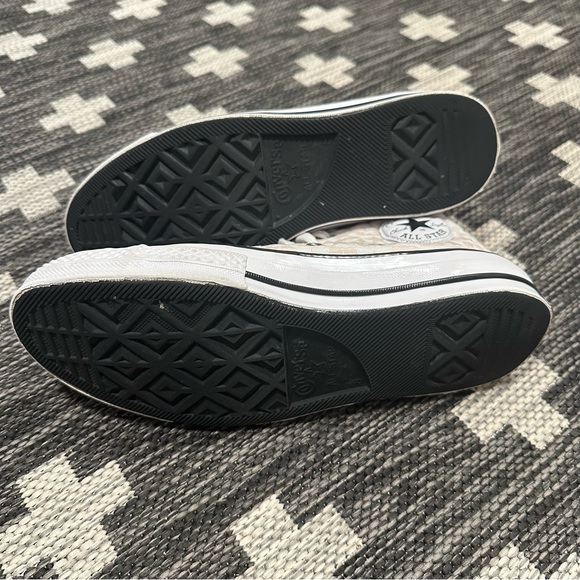 Converse Chuck Taylor 70 High After Midnight - White  Women’s Size 10 - Picture 10 of 13